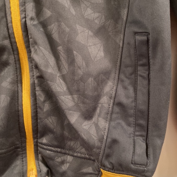 Nike Air Jordan Boys Gray Dri-Fit Large 12-13 Full Zip up athletic jacket - Picture 4 of 8